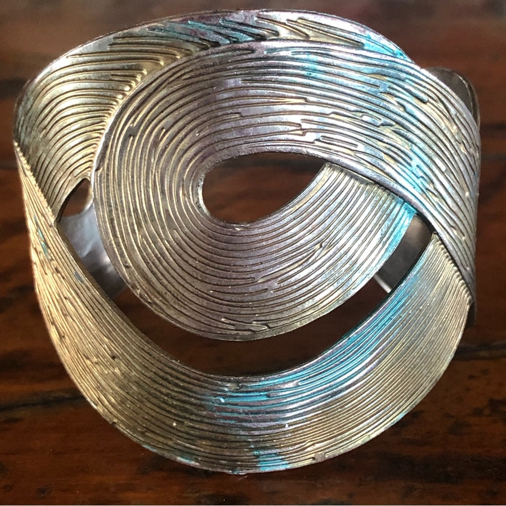 Vintage Grooved Cuff Bracelet